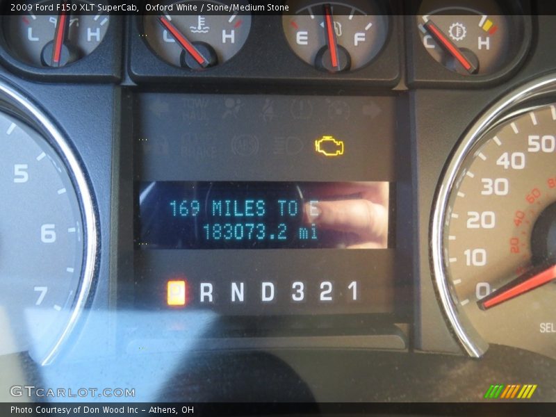 Oxford White / Stone/Medium Stone 2009 Ford F150 XLT SuperCab