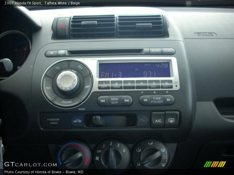 Taffeta White / Beige 2007 Honda Fit Sport