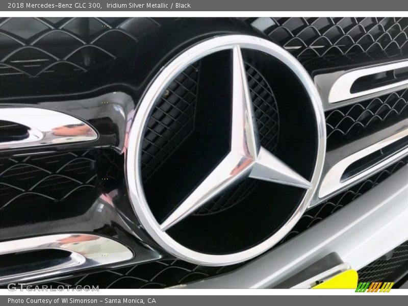 Iridium Silver Metallic / Black 2018 Mercedes-Benz GLC 300