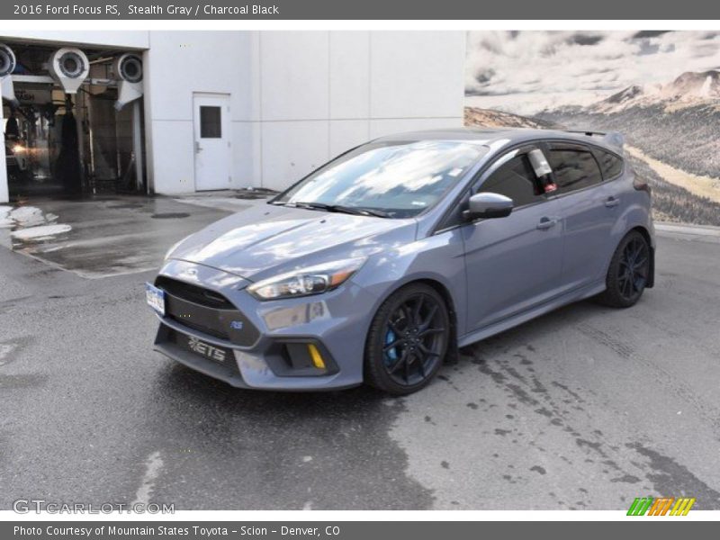 Front 3/4 View of 2016 Focus RS