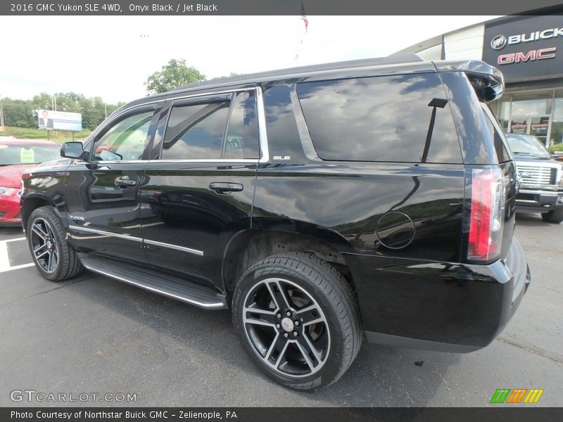Onyx Black / Jet Black 2016 GMC Yukon SLE 4WD