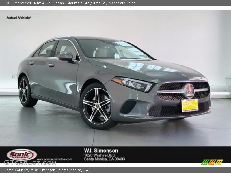 Mountain Grey Metallic / Macchiato Beige 2019 Mercedes-Benz A 220 Sedan
