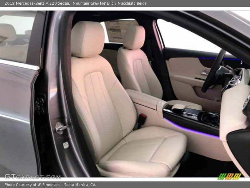 Mountain Grey Metallic / Macchiato Beige 2019 Mercedes-Benz A 220 Sedan