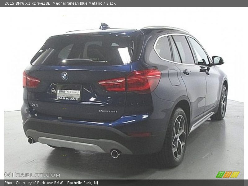 Mediterranean Blue Metallic / Black 2019 BMW X1 xDrive28i