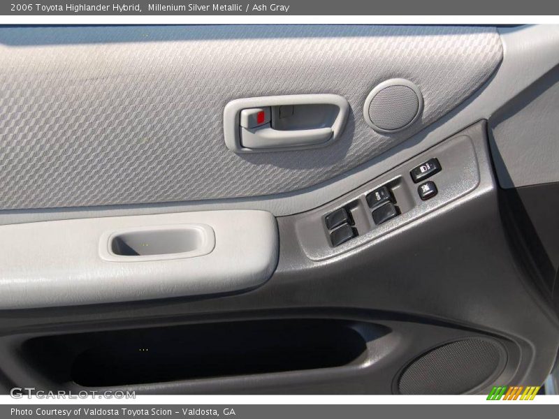 Millenium Silver Metallic / Ash Gray 2006 Toyota Highlander Hybrid
