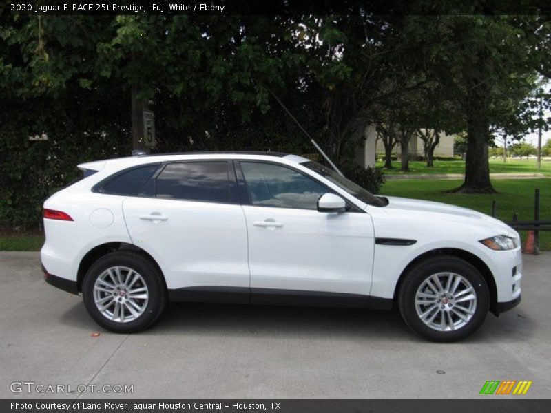 Fuji White / Ebony 2020 Jaguar F-PACE 25t Prestige