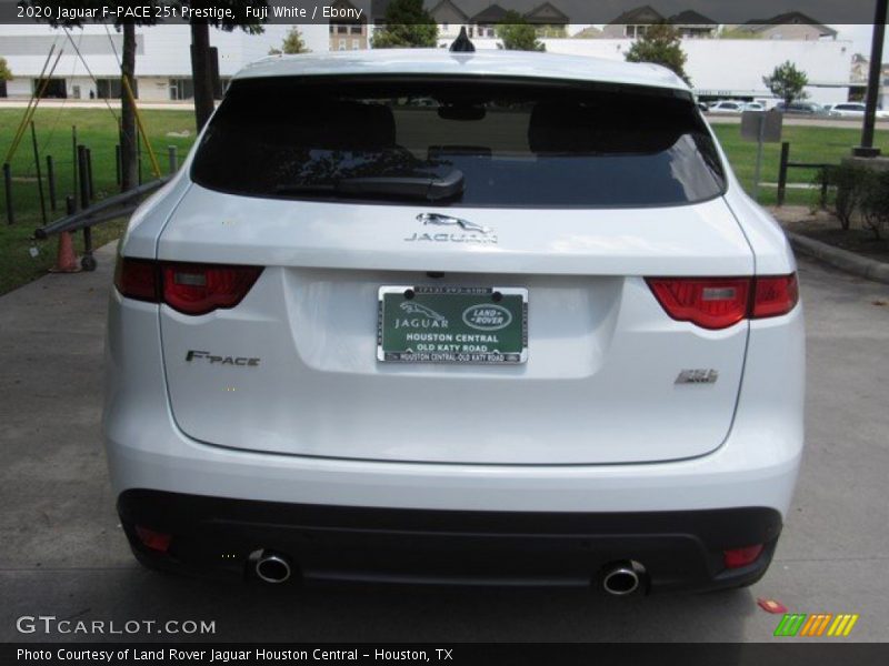 Fuji White / Ebony 2020 Jaguar F-PACE 25t Prestige