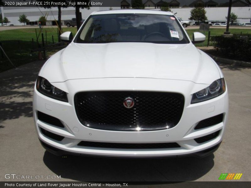 Fuji White / Ebony 2020 Jaguar F-PACE 25t Prestige