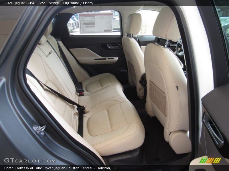 Fuji White / Ebony 2020 Jaguar F-PACE 25t Prestige