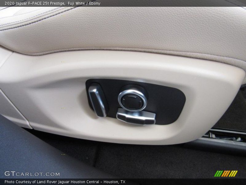 Fuji White / Ebony 2020 Jaguar F-PACE 25t Prestige
