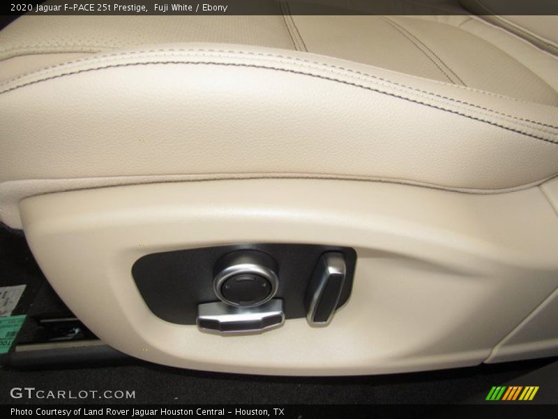 Fuji White / Ebony 2020 Jaguar F-PACE 25t Prestige