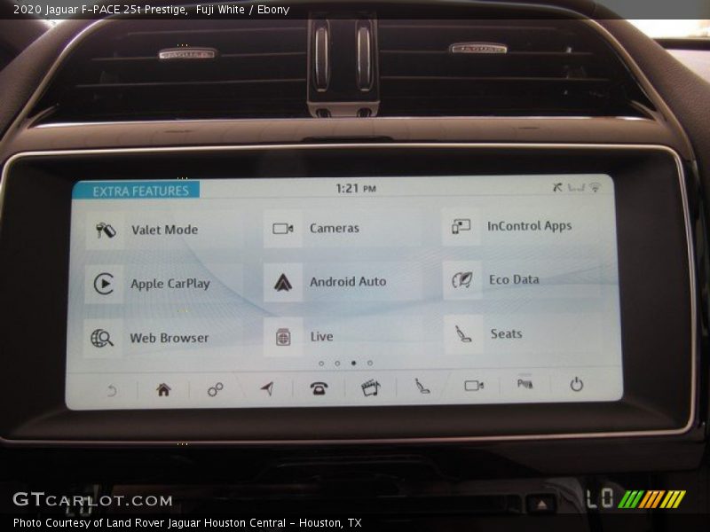 Fuji White / Ebony 2020 Jaguar F-PACE 25t Prestige