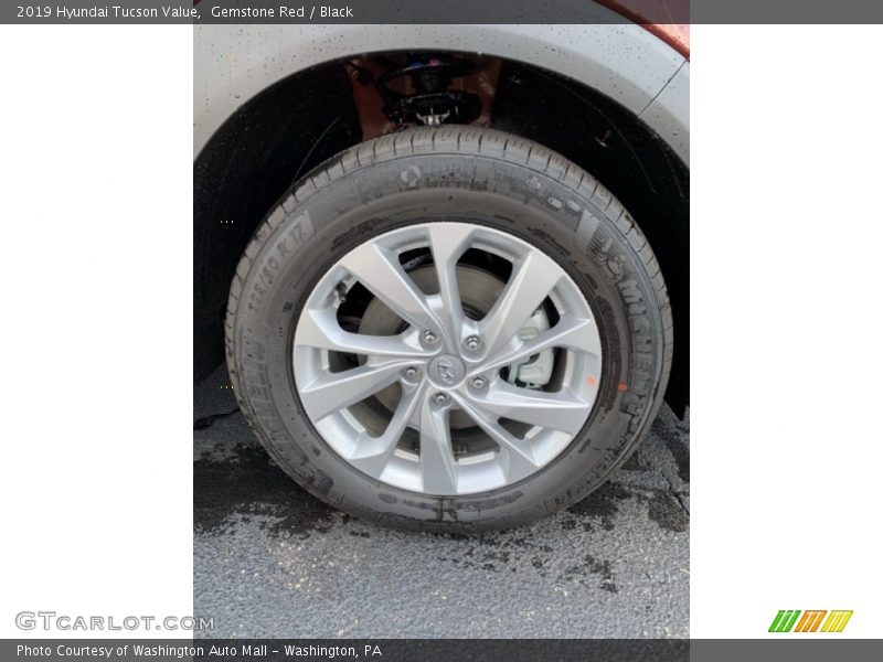 Gemstone Red / Black 2019 Hyundai Tucson Value