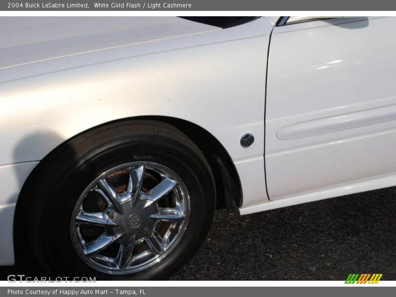 White Gold Flash / Light Cashmere 2004 Buick LeSabre Limited