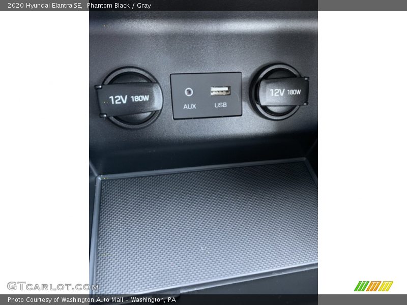 Phantom Black / Gray 2020 Hyundai Elantra SE