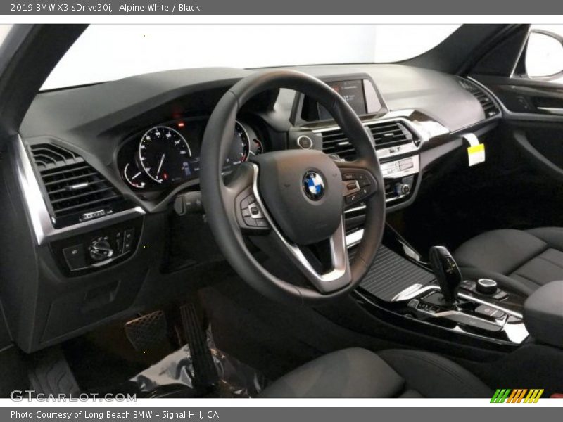 Alpine White / Black 2019 BMW X3 sDrive30i