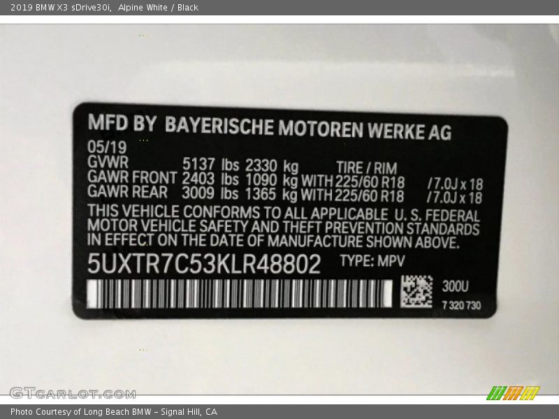 Alpine White / Black 2019 BMW X3 sDrive30i