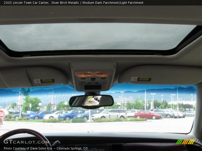 Silver Birch Metallic / Medium Dark Parchment/Light Parchment 2003 Lincoln Town Car Cartier