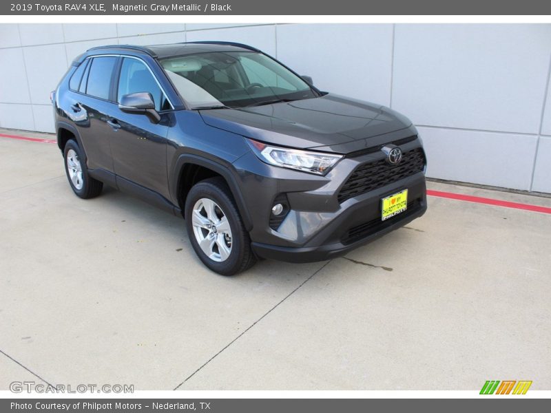 Magnetic Gray Metallic / Black 2019 Toyota RAV4 XLE