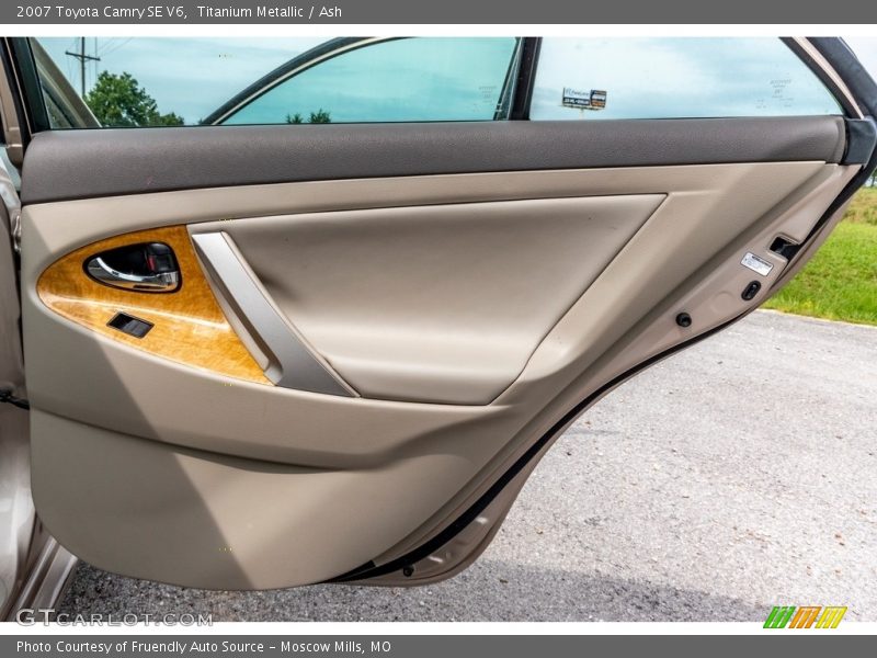 Titanium Metallic / Ash 2007 Toyota Camry SE V6