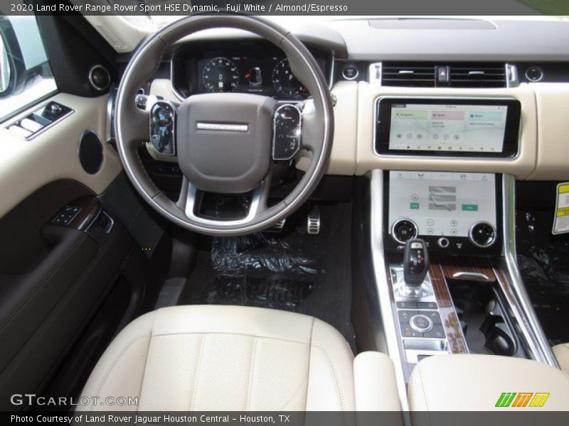 Dashboard of 2020 Range Rover Sport HSE Dynamic