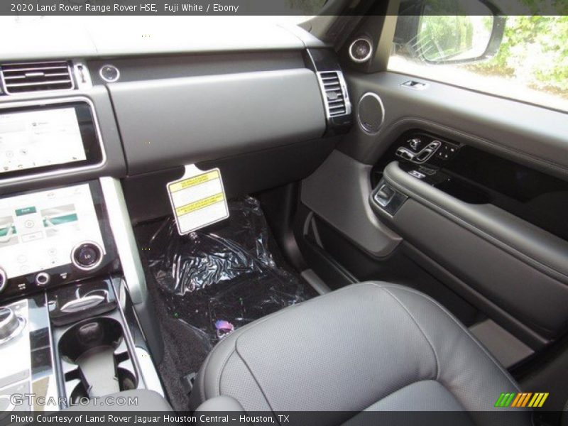 Dashboard of 2020 Range Rover HSE