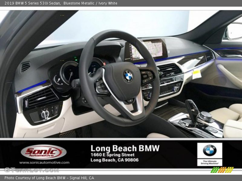 Bluestone Metallic / Ivory White 2019 BMW 5 Series 530i Sedan