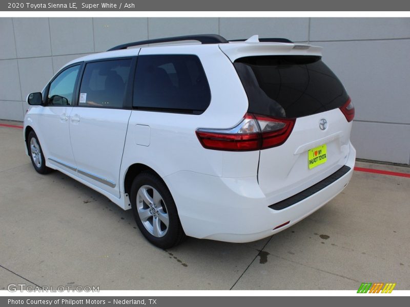 Super White / Ash 2020 Toyota Sienna LE