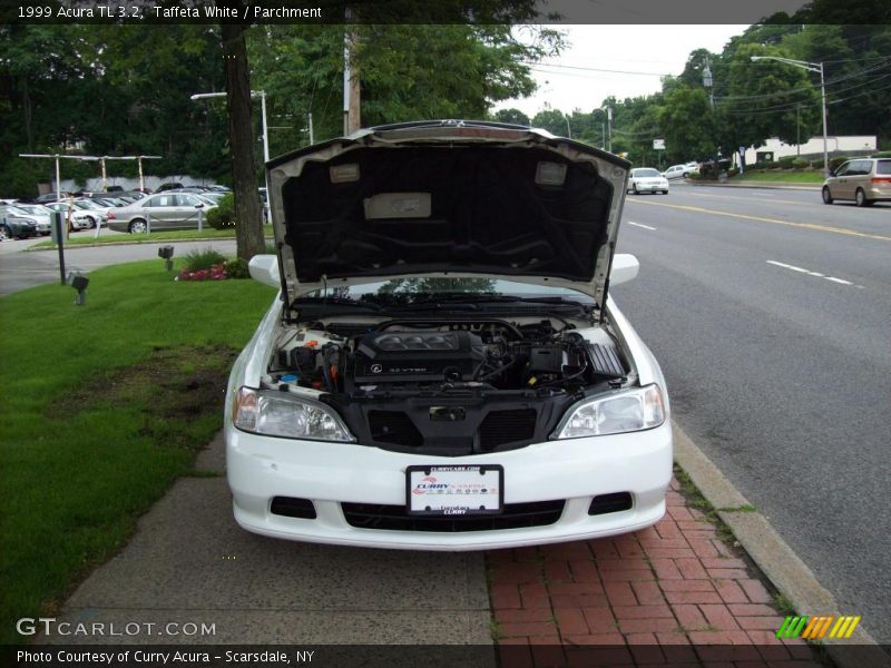 Taffeta White / Parchment 1999 Acura TL 3.2