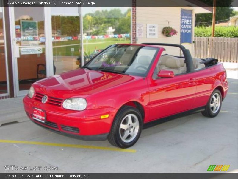 Tornado Red / Beige 1999 Volkswagen Cabrio GLS