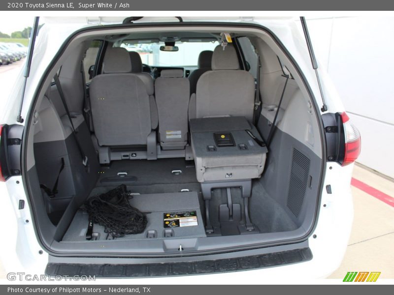 Super White / Ash 2020 Toyota Sienna LE