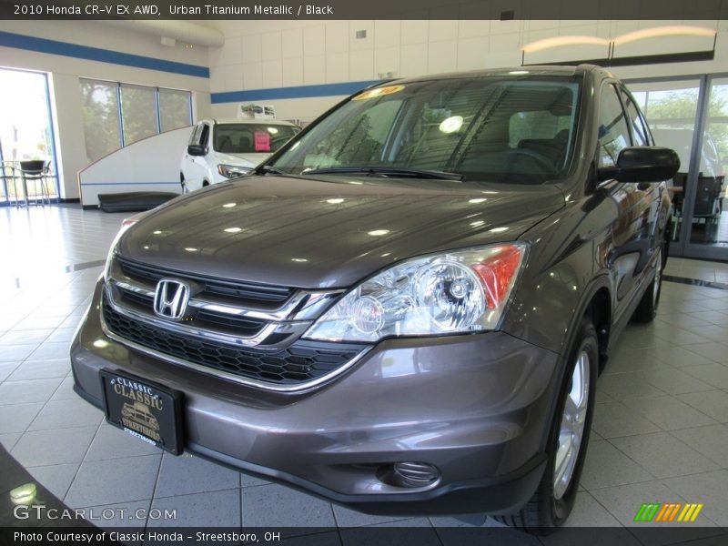 Urban Titanium Metallic / Black 2010 Honda CR-V EX AWD