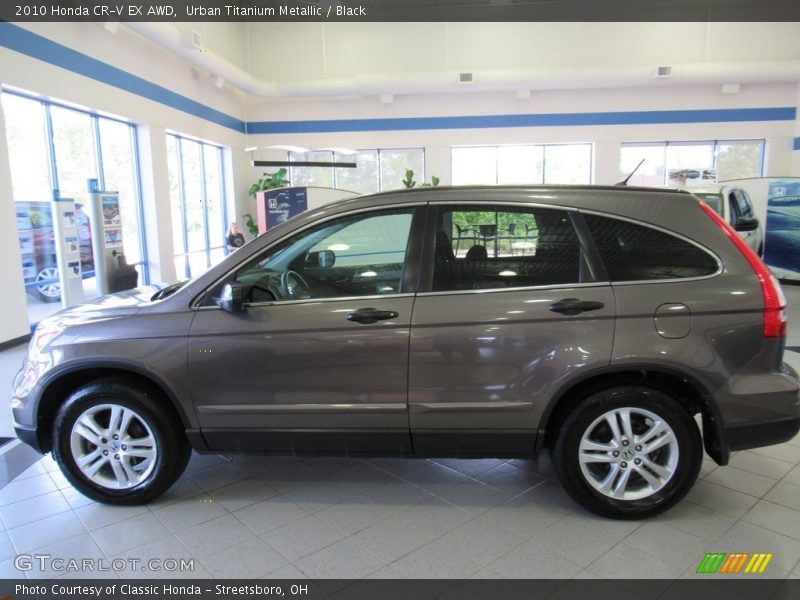 Urban Titanium Metallic / Black 2010 Honda CR-V EX AWD