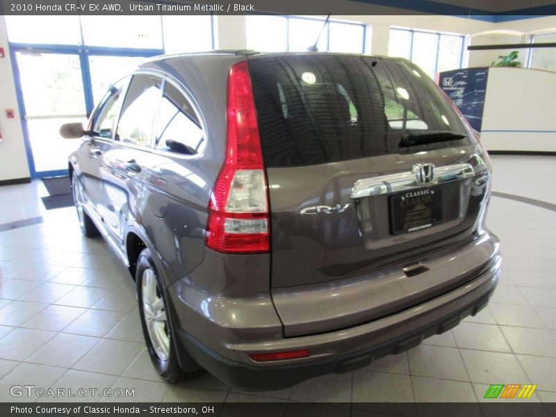 Urban Titanium Metallic / Black 2010 Honda CR-V EX AWD