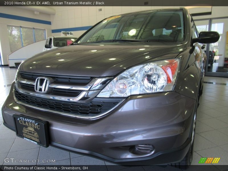 Urban Titanium Metallic / Black 2010 Honda CR-V EX AWD