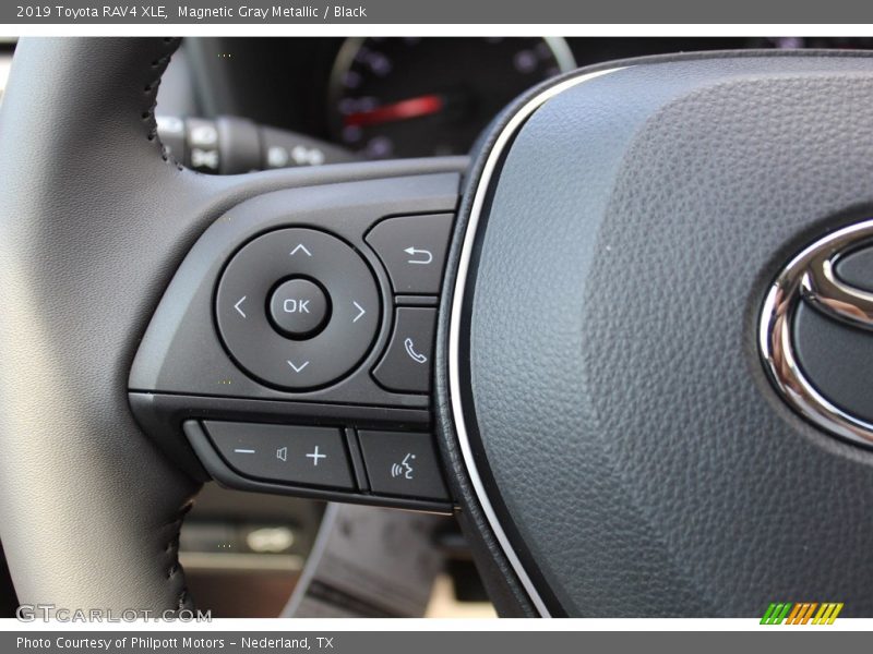 Magnetic Gray Metallic / Black 2019 Toyota RAV4 XLE