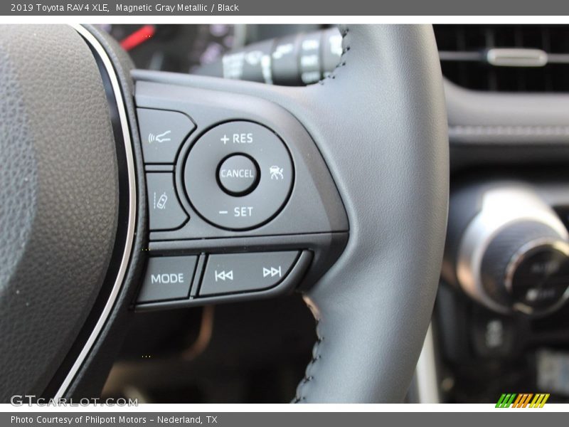 Magnetic Gray Metallic / Black 2019 Toyota RAV4 XLE