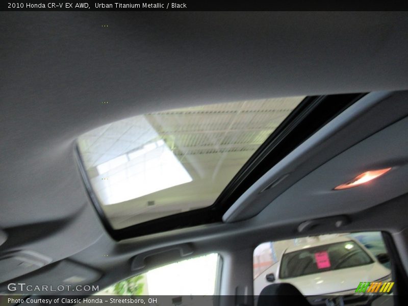 Urban Titanium Metallic / Black 2010 Honda CR-V EX AWD