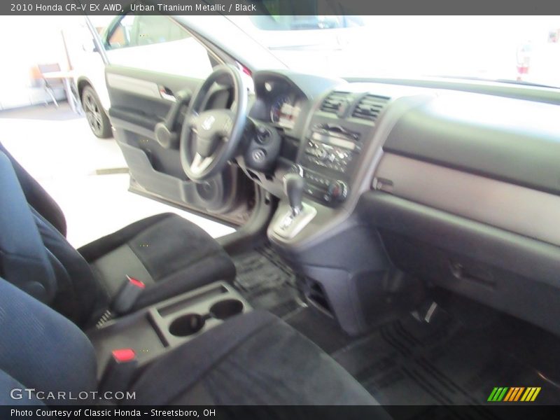 Urban Titanium Metallic / Black 2010 Honda CR-V EX AWD