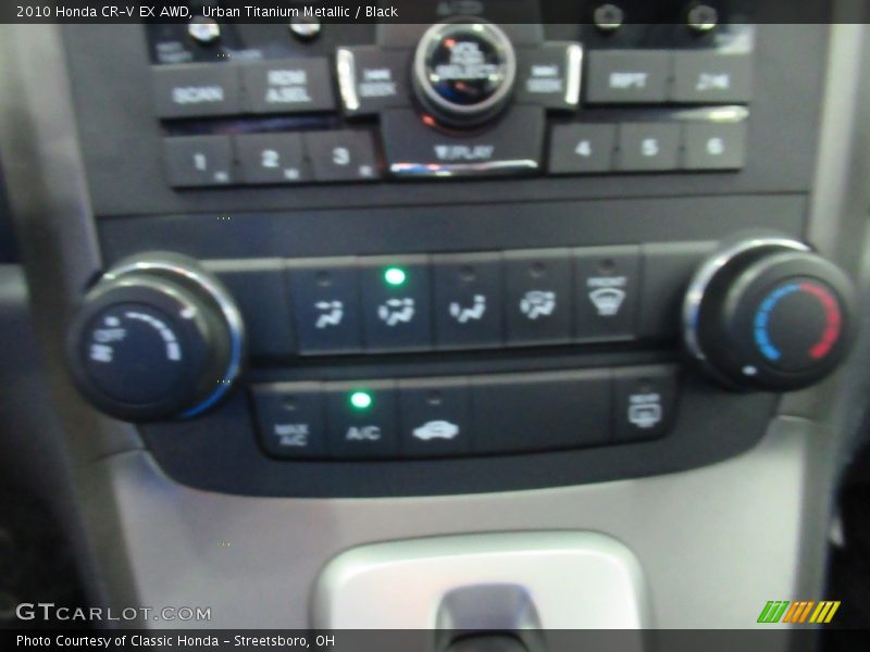 Urban Titanium Metallic / Black 2010 Honda CR-V EX AWD