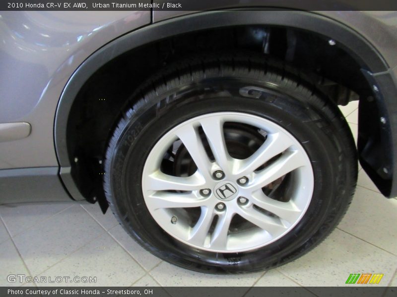 Urban Titanium Metallic / Black 2010 Honda CR-V EX AWD