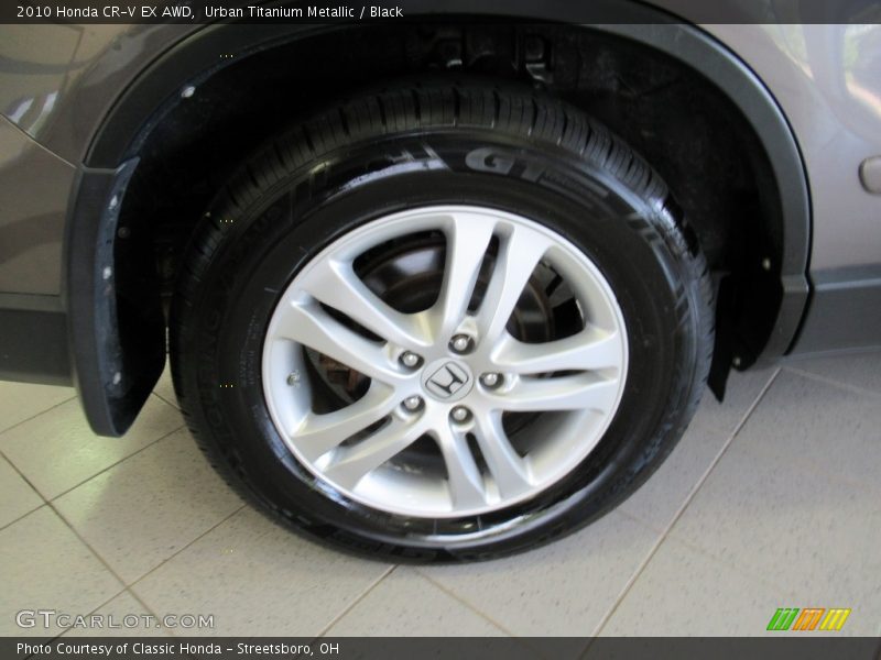 Urban Titanium Metallic / Black 2010 Honda CR-V EX AWD