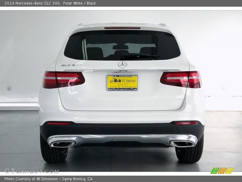Polar White / Black 2019 Mercedes-Benz GLC 300