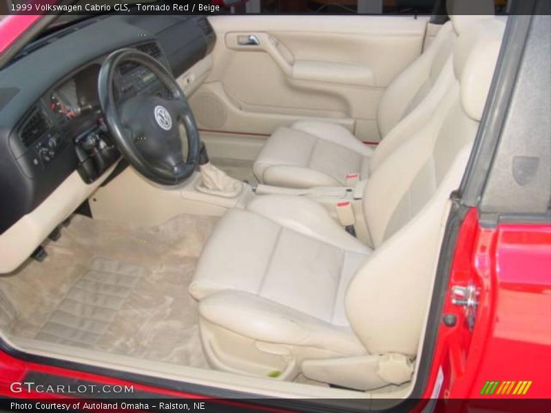 Tornado Red / Beige 1999 Volkswagen Cabrio GLS