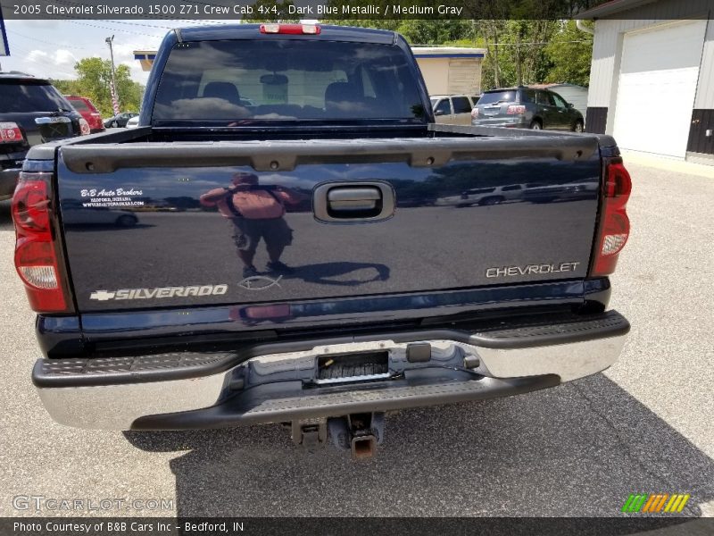 Dark Blue Metallic / Medium Gray 2005 Chevrolet Silverado 1500 Z71 Crew Cab 4x4