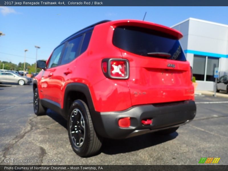 Colorado Red / Black 2017 Jeep Renegade Trailhawk 4x4