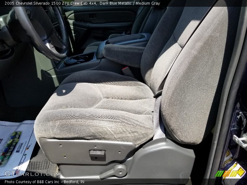 Dark Blue Metallic / Medium Gray 2005 Chevrolet Silverado 1500 Z71 Crew Cab 4x4