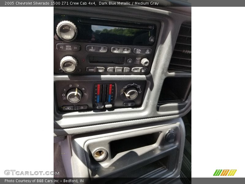 Dark Blue Metallic / Medium Gray 2005 Chevrolet Silverado 1500 Z71 Crew Cab 4x4