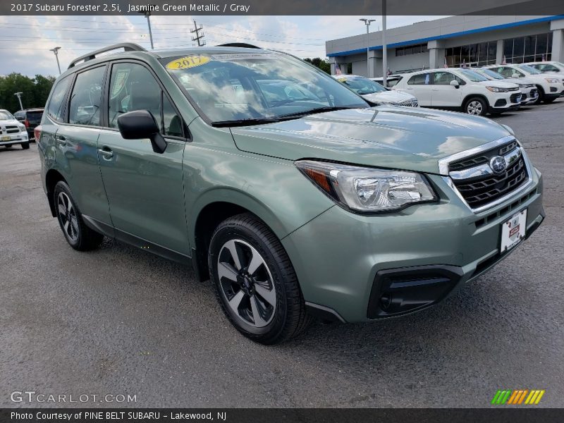 Jasmine Green Metallic / Gray 2017 Subaru Forester 2.5i