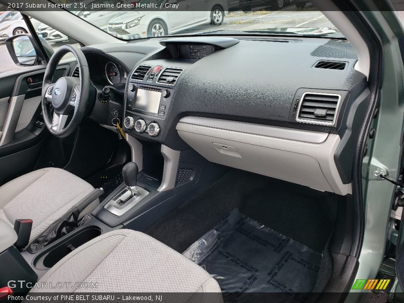 Jasmine Green Metallic / Gray 2017 Subaru Forester 2.5i